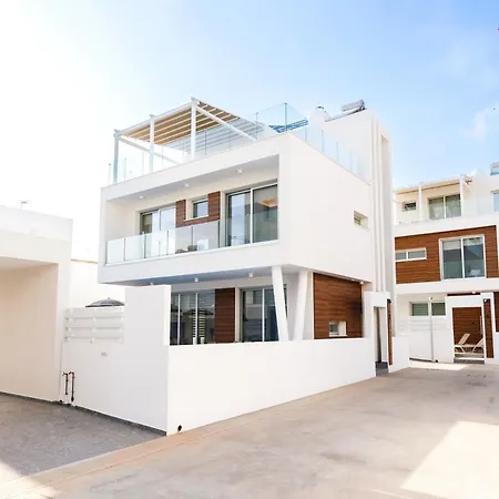 Nissinest Luxury * Ayia Napa