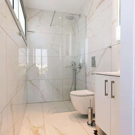 Nissinest Luxury Ayia Napa