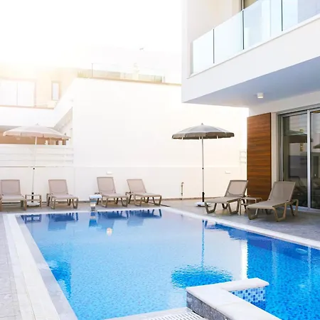 Nissinest Luxury * Ayia Napa