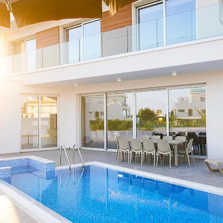 Nissinest Luxury Ayia Napa